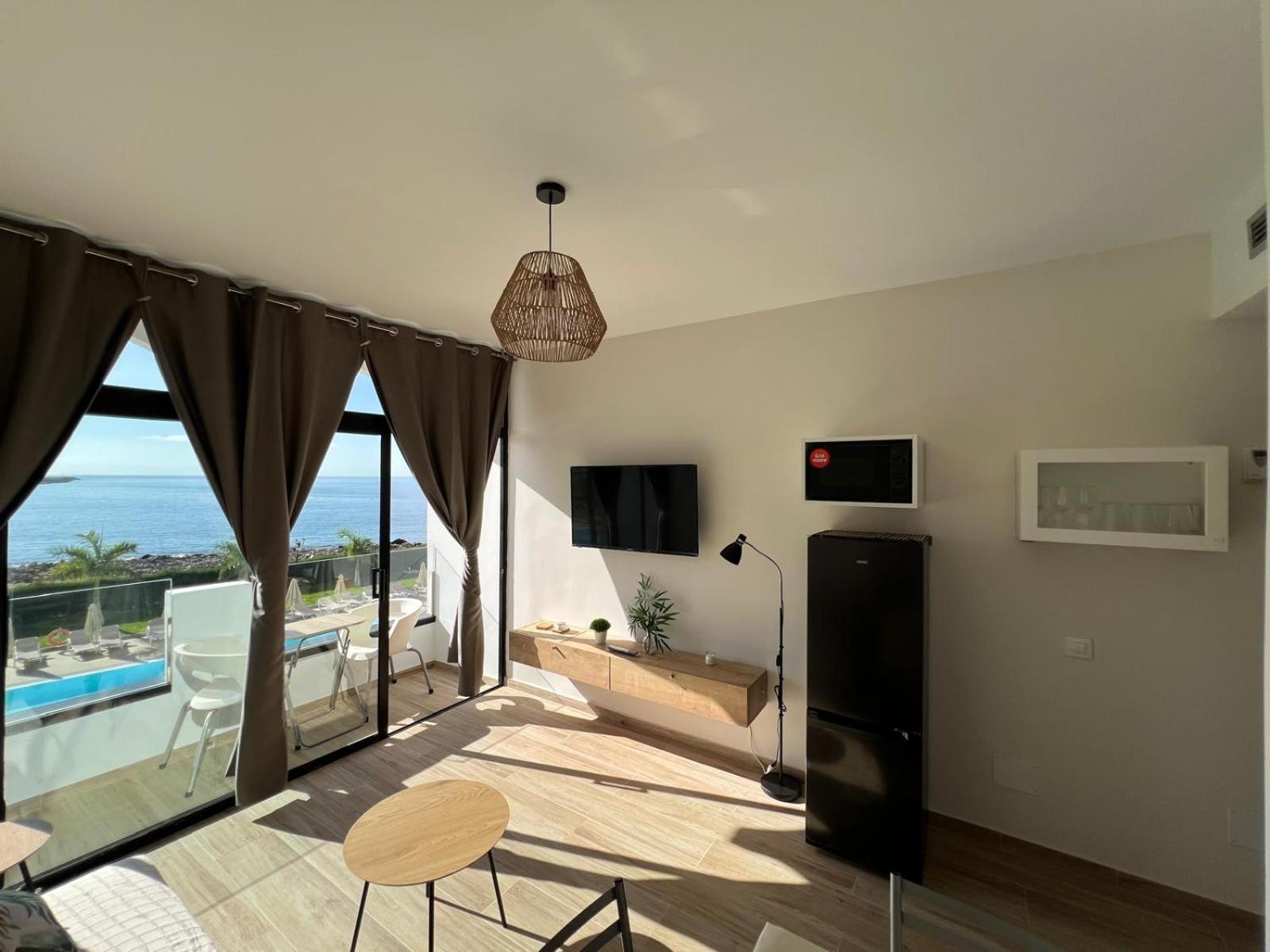 Cura Sea View Apartment *